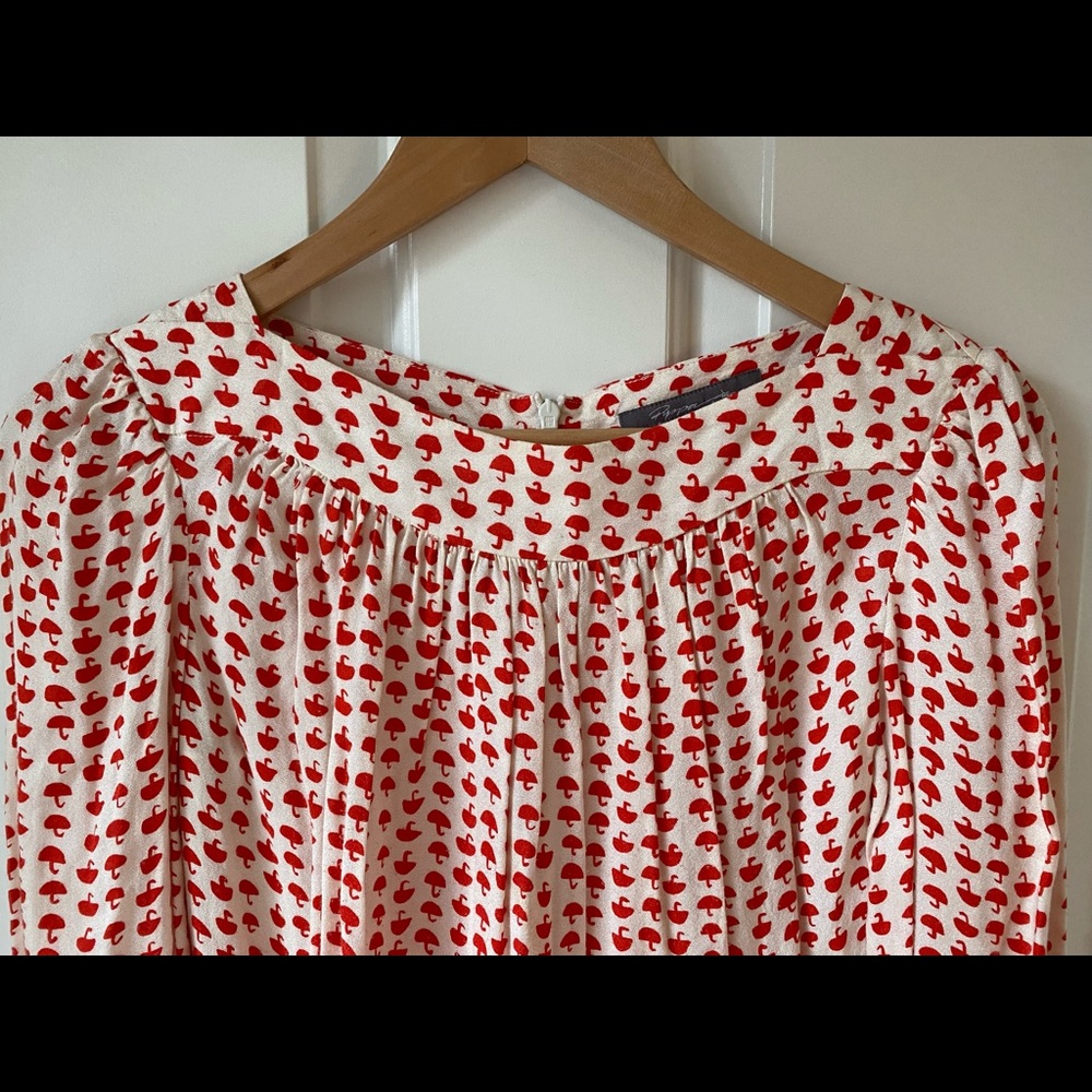 Pippa Umbrella Print Top - Picture 2 of 8